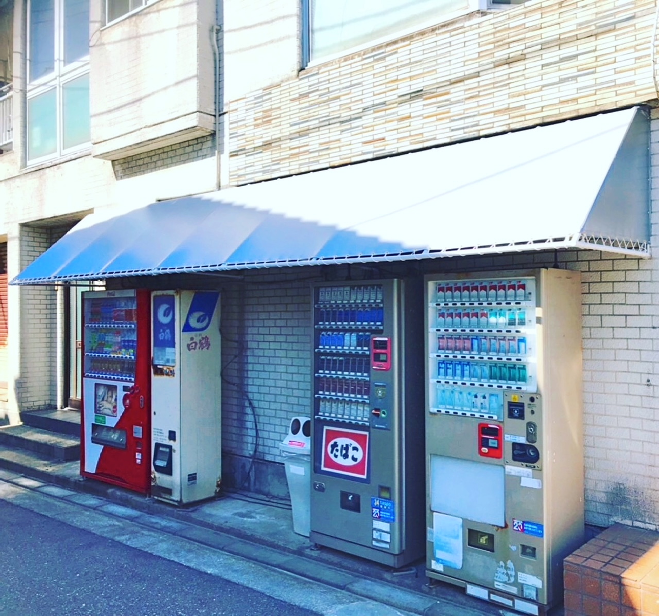 自動販売機テント